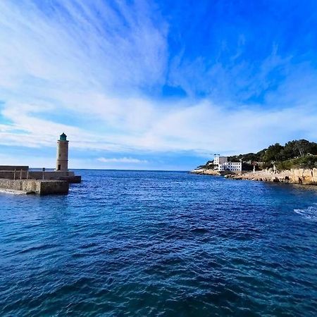 Appartement LE RAVISSANT - 50m du Port - très calme à Cassis Extérieur photo