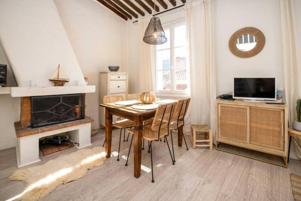 Appartement LE RAVISSANT - 50m du Port - très calme à Cassis Extérieur photo